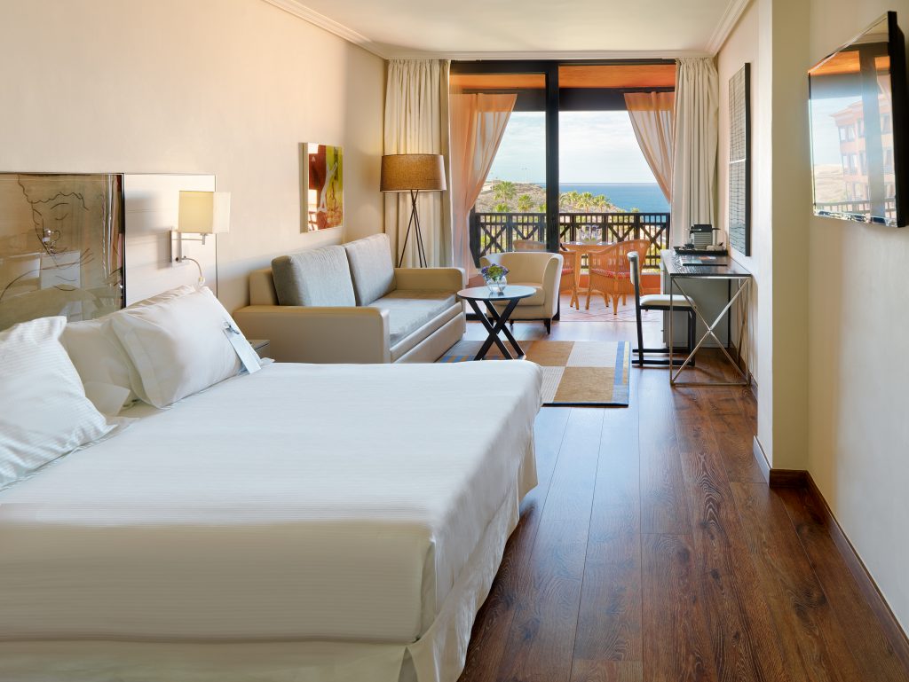 Costa Adeje Palace 4 Тенерифе изолирован